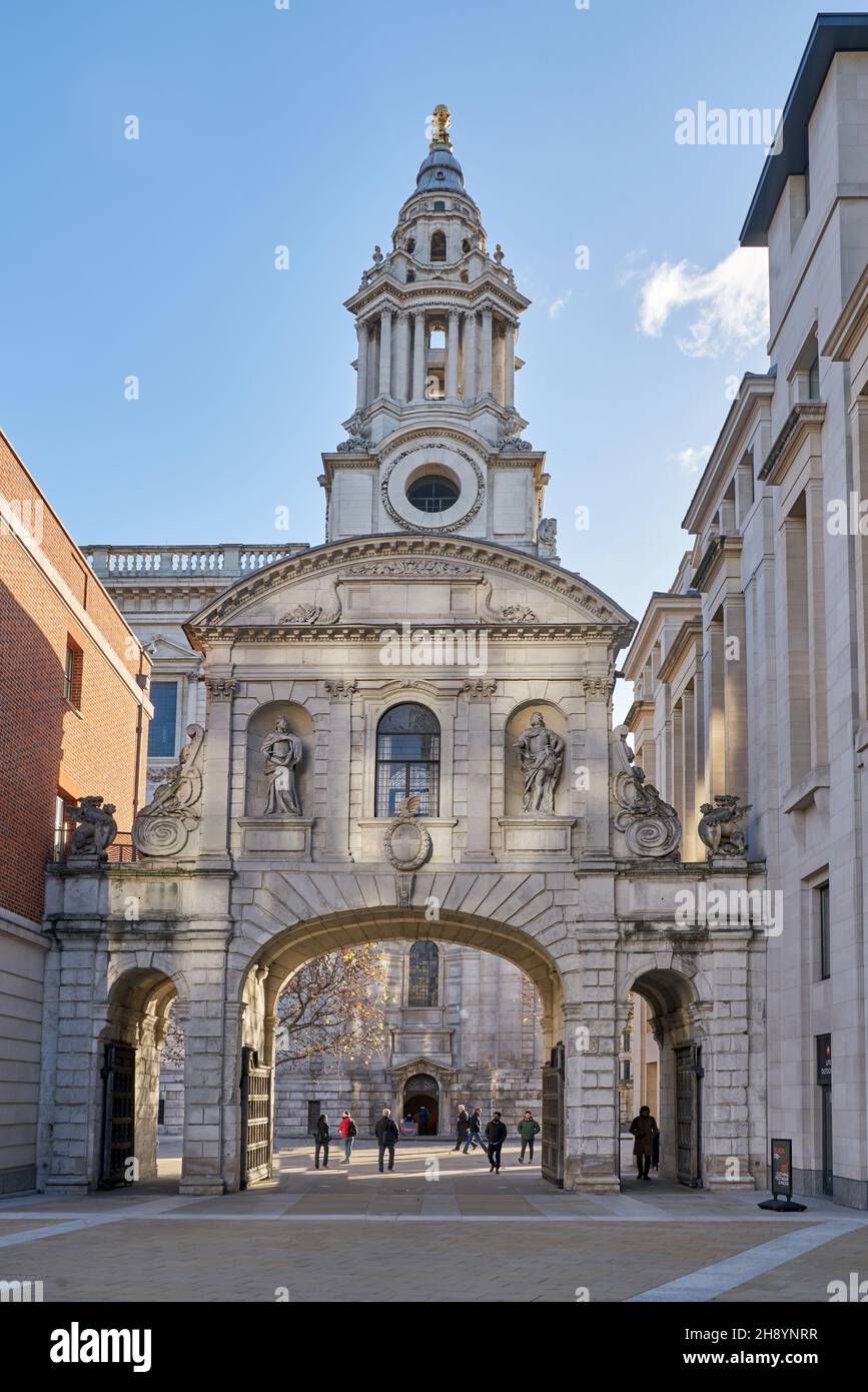temple bar monument at paternoster square Stock Photo
