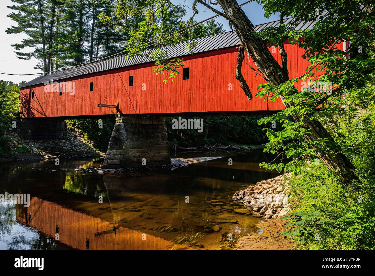 Sawyers Crossing Covered Bridge   Swanzey, New Hampshire, USA Stock Photo