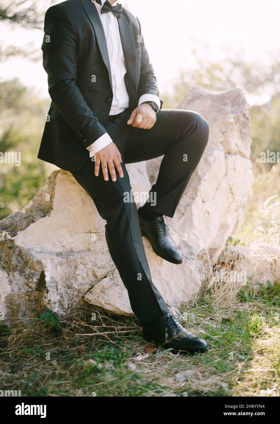 white dress shirt with black suit Solid Black – Suitmeister main image 0