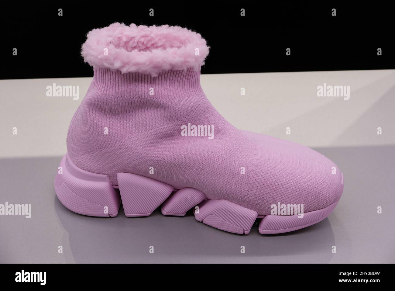 balenciaga inside shoe