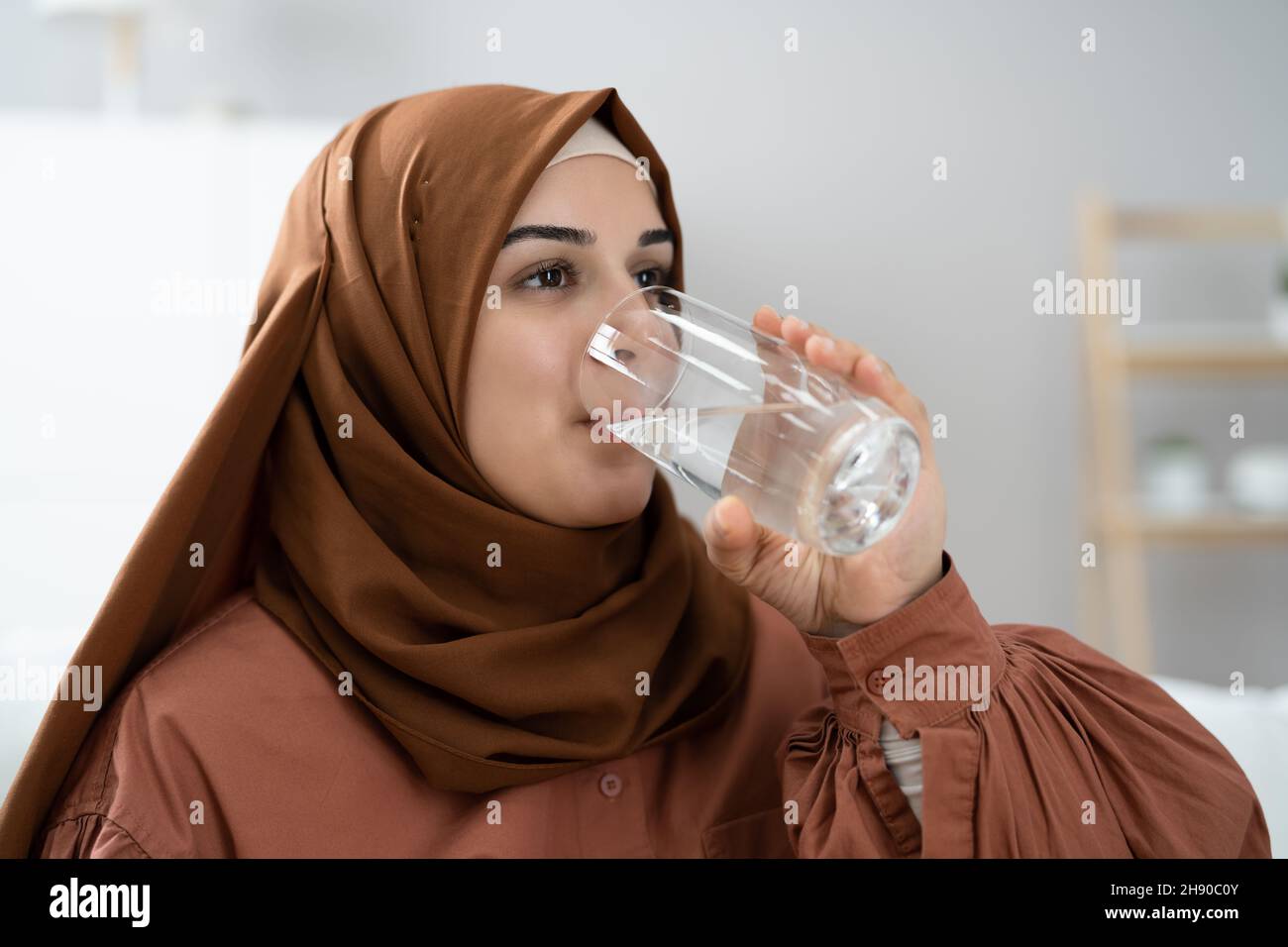 Thirsty lips hires stock photography and images Alamy