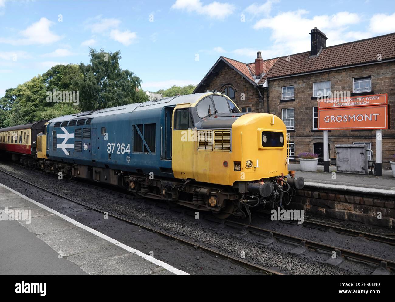 GROSMONT, UNITED KINGDOM - Aug 16, 2021: A vintage InterCity diesel locomotive at Grosmont Station on the North Yorkshire Moors Railway, UK Stock Photo