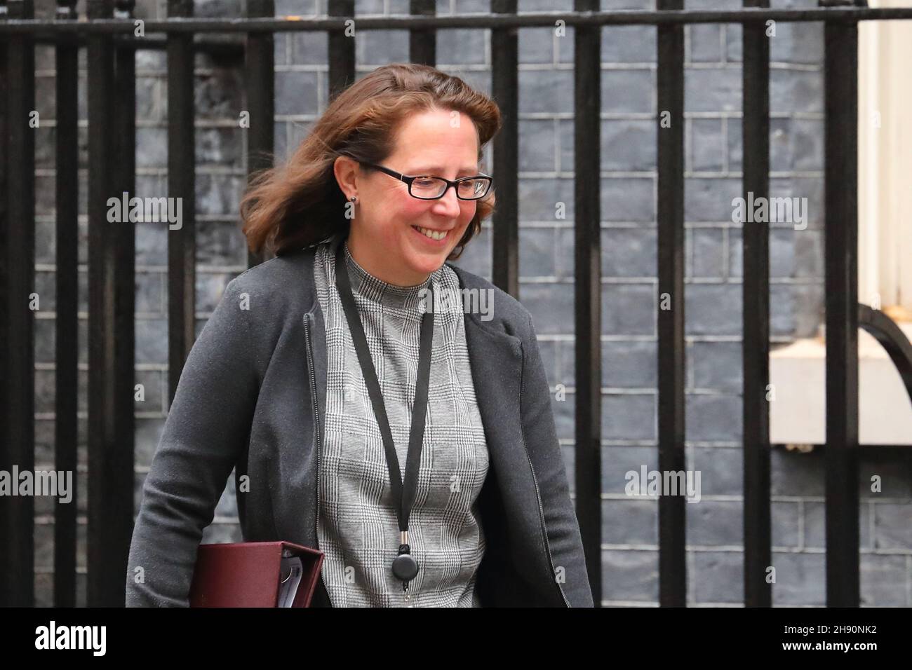 London, UK, 30th November 2021. Smiling Leader of the House of Lords Baroness Evans of Bowes Park leaving Downing Street after the weekly Cabinet Meeting. Stock Photo
