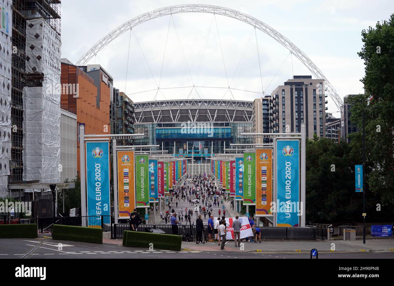 File photo dated 11-07-2021 of England fans outside Wembley Stadium. The Football Association has published Baroness Casey's independent review of the disorder at the Euro 2020 final. Issue date: Friday December 3, 2021. Stock Photo