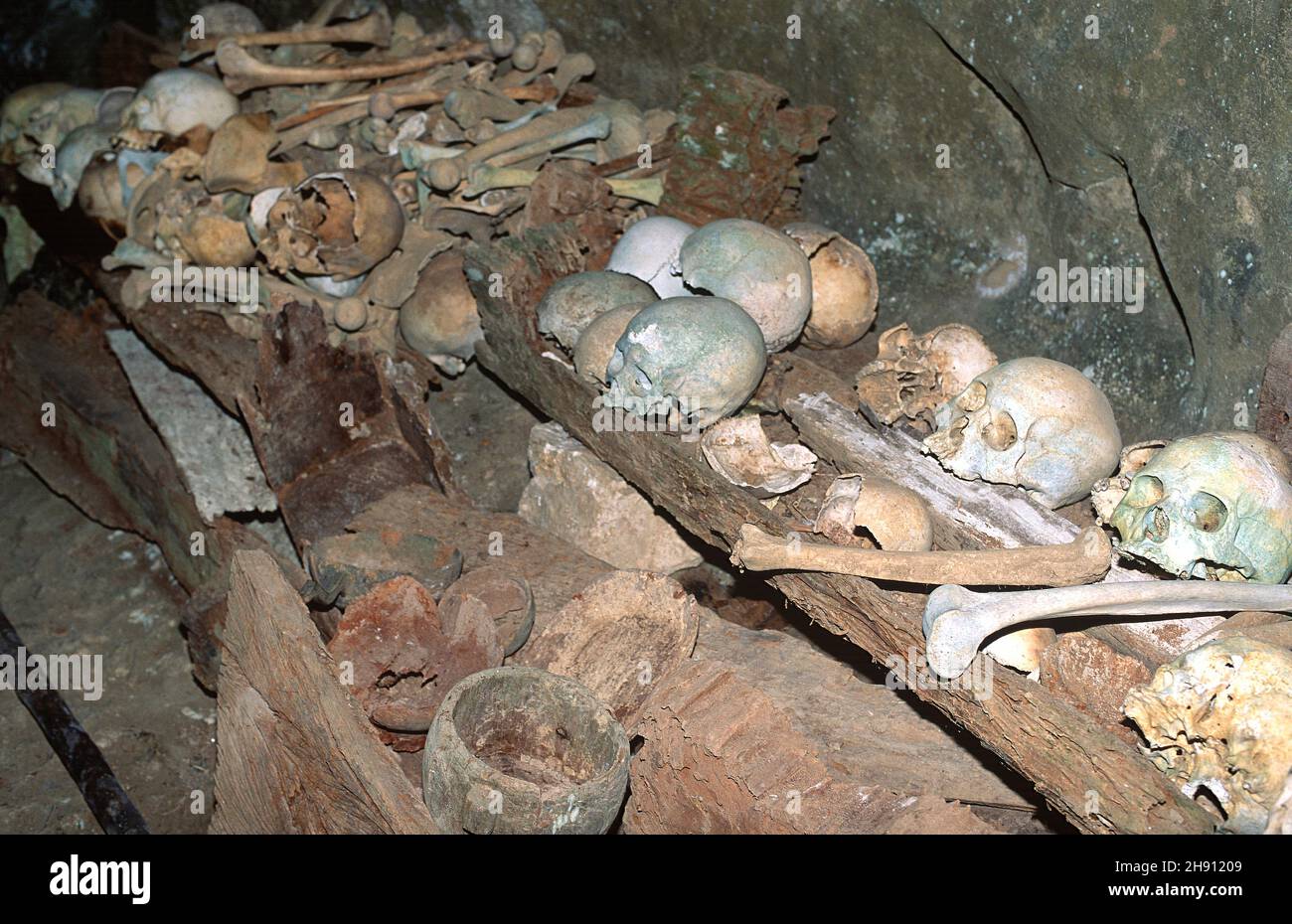 Tana Toraja, burial cave with human skeletons. Sulawesi, Indonesia. Stock Photo