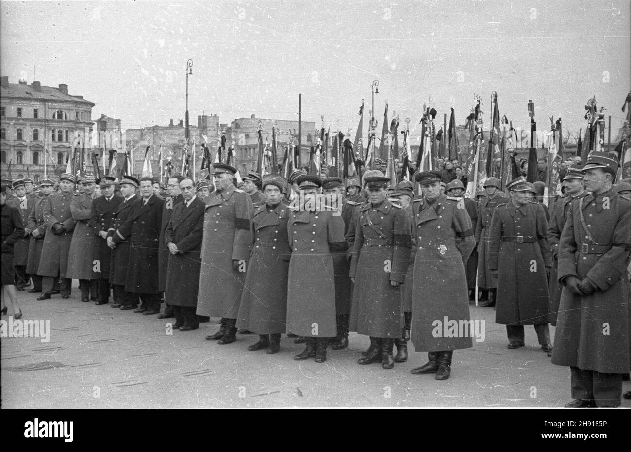 Dowódca Armii Polskiej Utworzonej Na Terytorium Zsrr Warszawa, 1947-04-01. Pogrzeb genera³a Karola Œwierczewskiego pseudonim