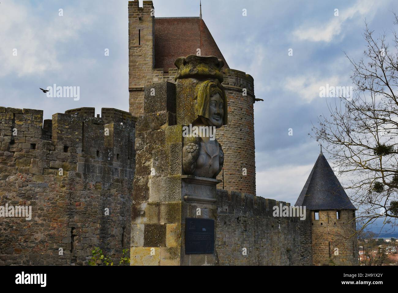 Dame Carcas in front of the medieval castle, Carcassonne, south of france Stock Photo