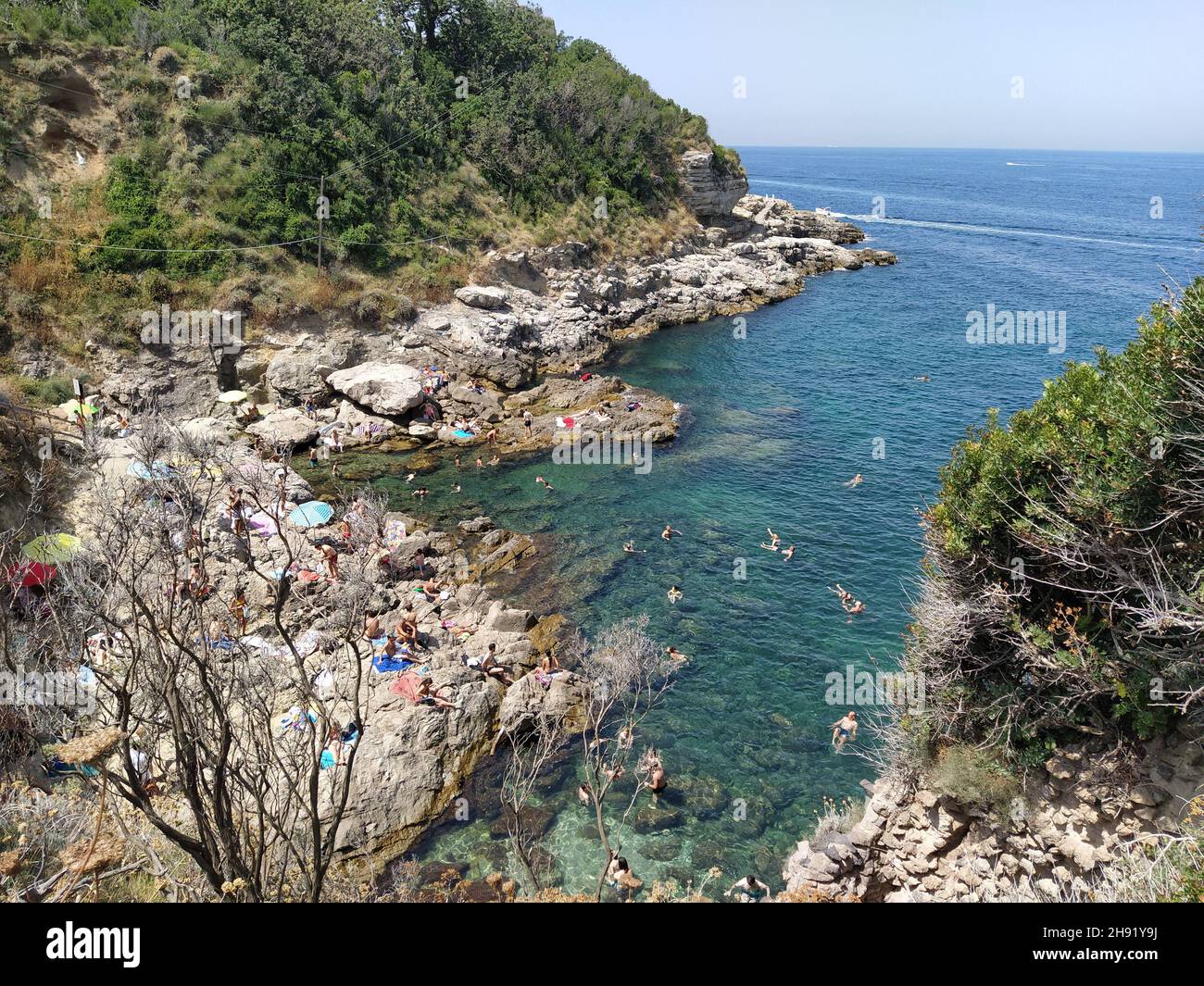 Baths of Queen Giovanna in Sorrento bay, Italy Stock Photo - Alamy