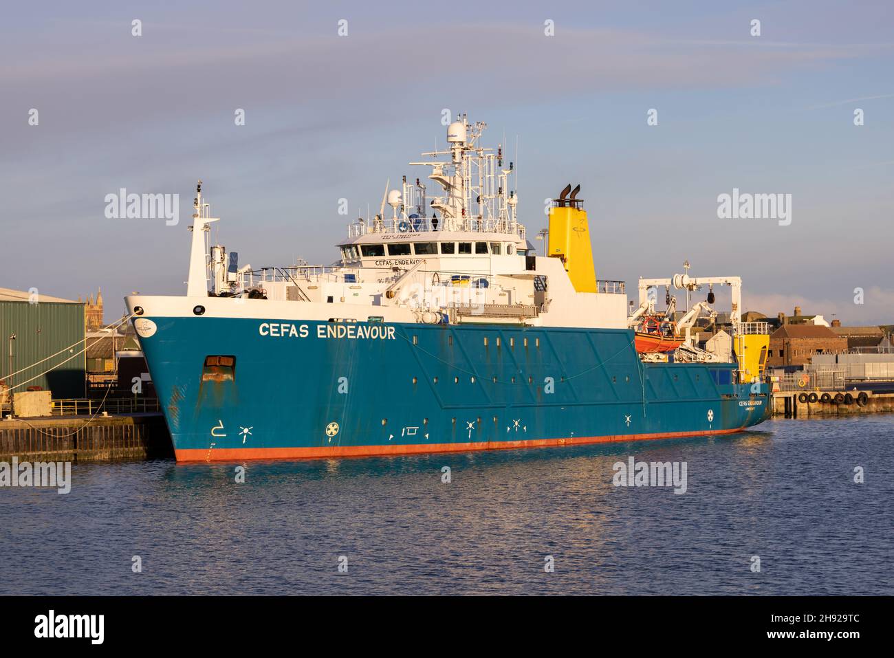 Rv cefas endeavour hires stock photography and images Alamy
