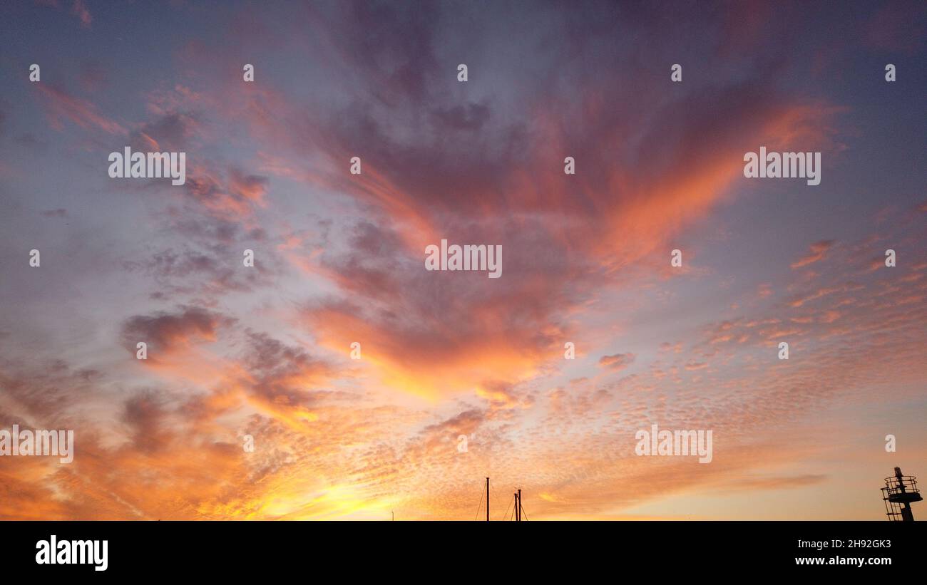 Beautiful images of the sky during its seasons, winter, spring, summer ...