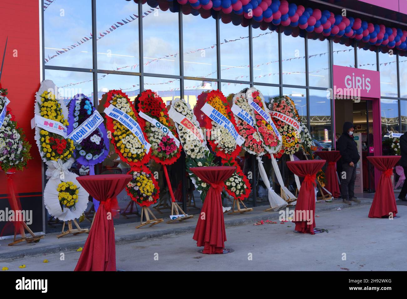 Party Shop High Resolution Stock Photography And Images Alamy