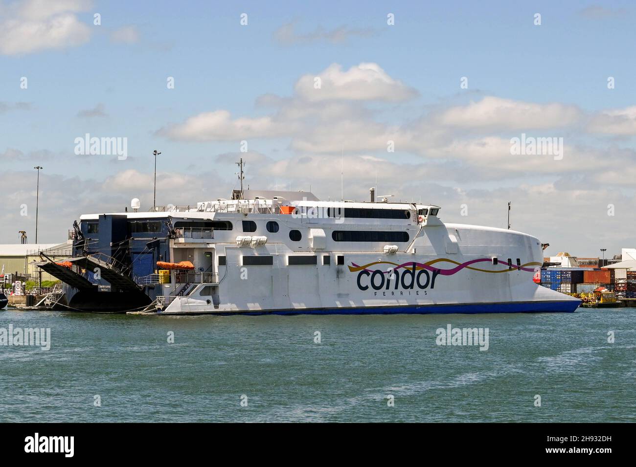 Passenger ferry and catamaran side by side hi-res stock photography and  images - Alamy