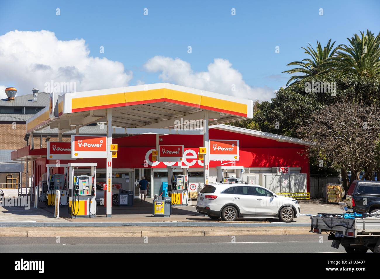 Sydney,Australia Shell fuel and gas station in Avalon Beach,NSW,Australia Stock Photo