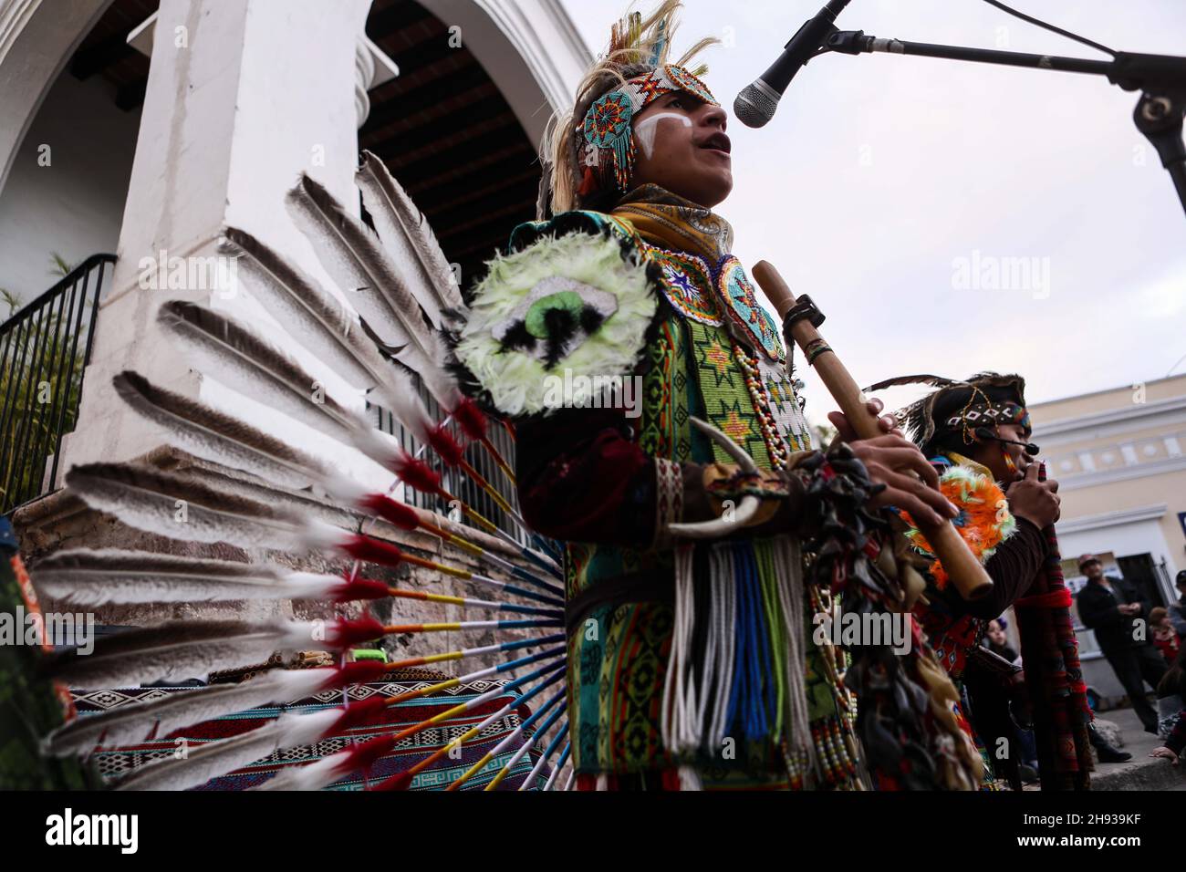 Cultura Mesoamerica Hi Res Stock Photography And Images Alamy Musicians And Dancers With Costumes Of Ancentral Culture In Mexico Aztecas Chihimecas Mesoamerica Imcas Imca Maya In The Plaza De Armas De Alamos During The Alfonso Ortiz Tirado Faot Festival On Jan 25 2017 In Alamos Photo Luis Gutirrrez Musicos Y Danzantes Con Trajes De Cultura Ancentrales En Mexico Aztecas Chihimecas Mesoamericaimcas Imca Maya En La Plaza De Armas De Alamos Durante El Festival Alfonso Ortiz Tirado Faot El 25 Ene 2017 En Alamos Foto Luis Gutirrrez 2H939KF