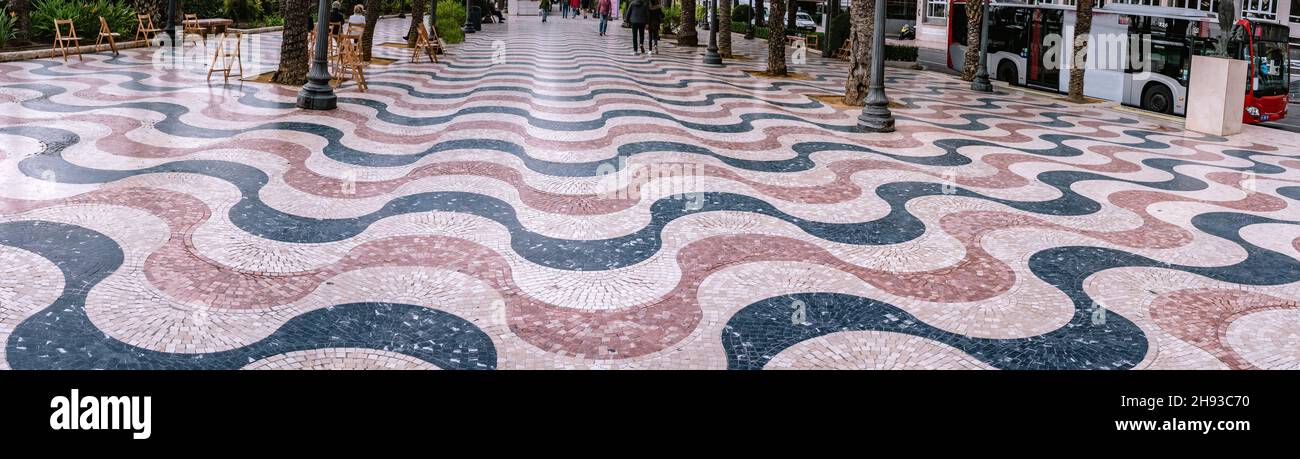 Panoramic photo promenade palm hi-res stock photography and images - Alamy