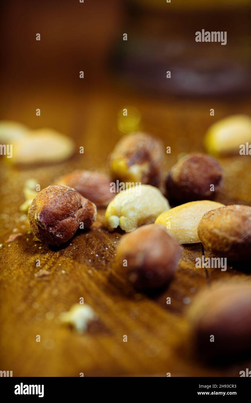 Normal Peanuts Normal peanuts hi-res stock photography and images - Alamy