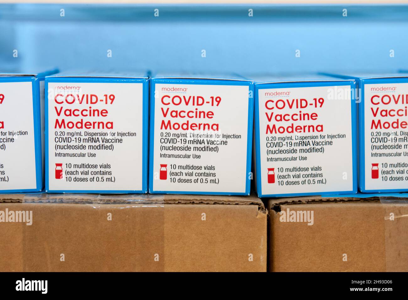 Installed boxes hi-res stock photography and images - Alamy