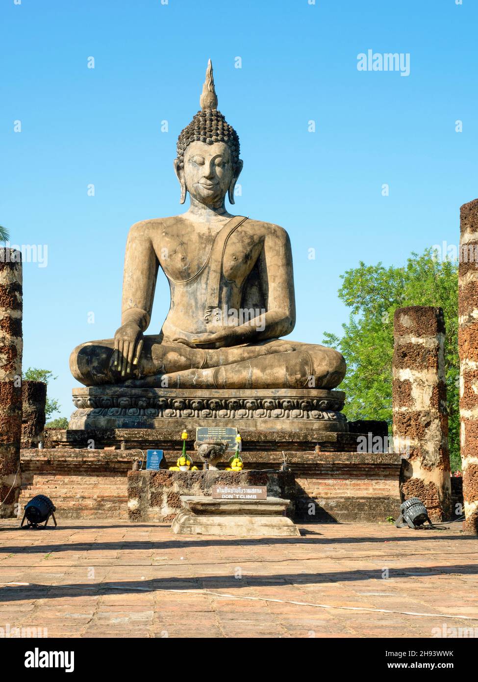 Buddha Statue, Wat Mahathat, Geschichtspark Sukhothai, UNESCO Weltkulturerbe, Mueang Kao, Provinz Sukhothai, Thailand, Asien Stock Photo