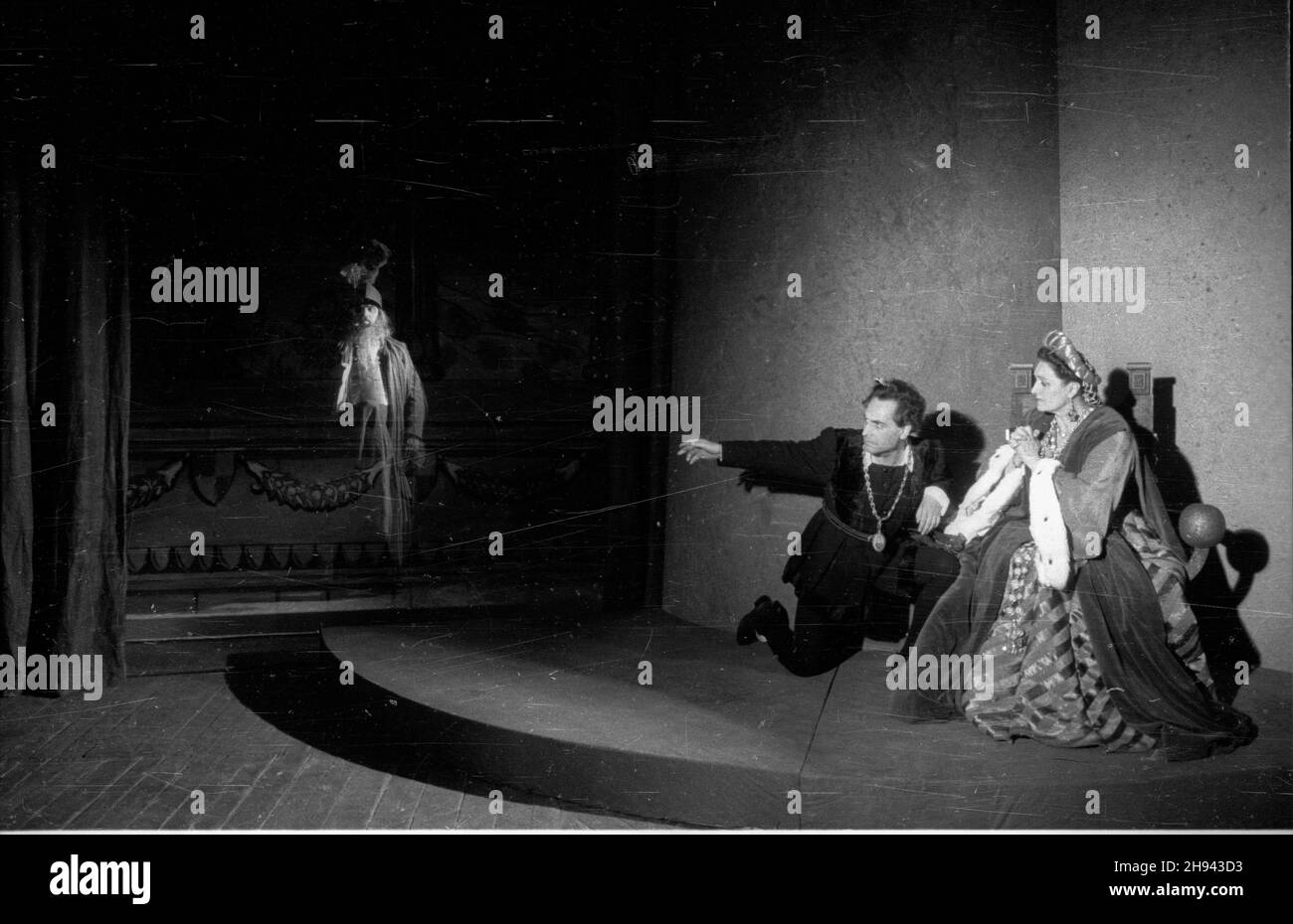 Hamlet ghost scene hires stock photography and images Alamy