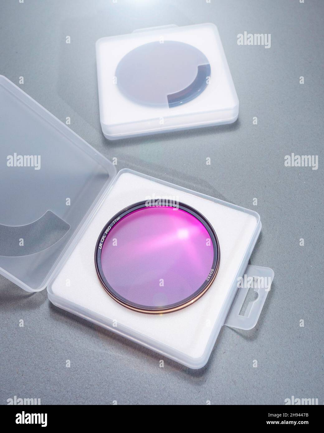 Cpl filter hi-res stock photography and images - Alamy