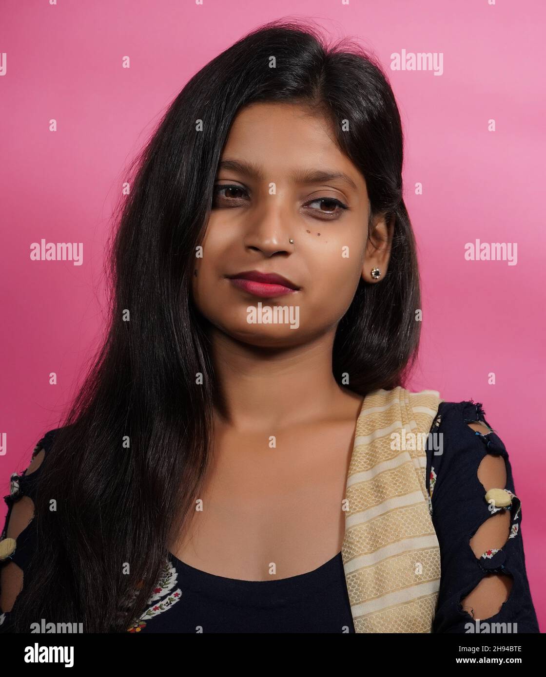 Indian girl with natural beauty hi-res stock photography and images - Alamy