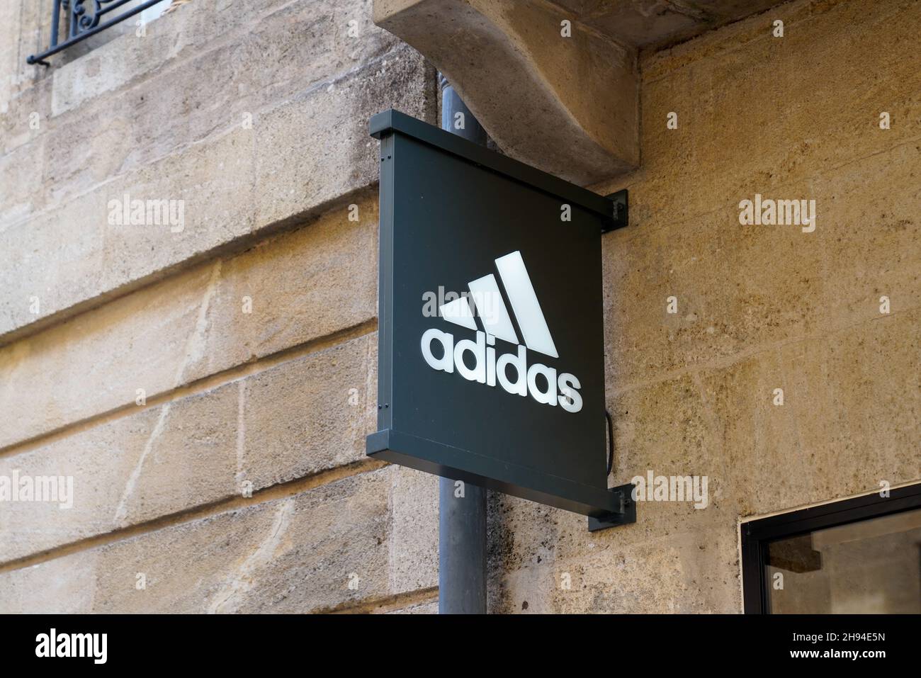 Adidas store france hi-res stock photography and images - Alamy
