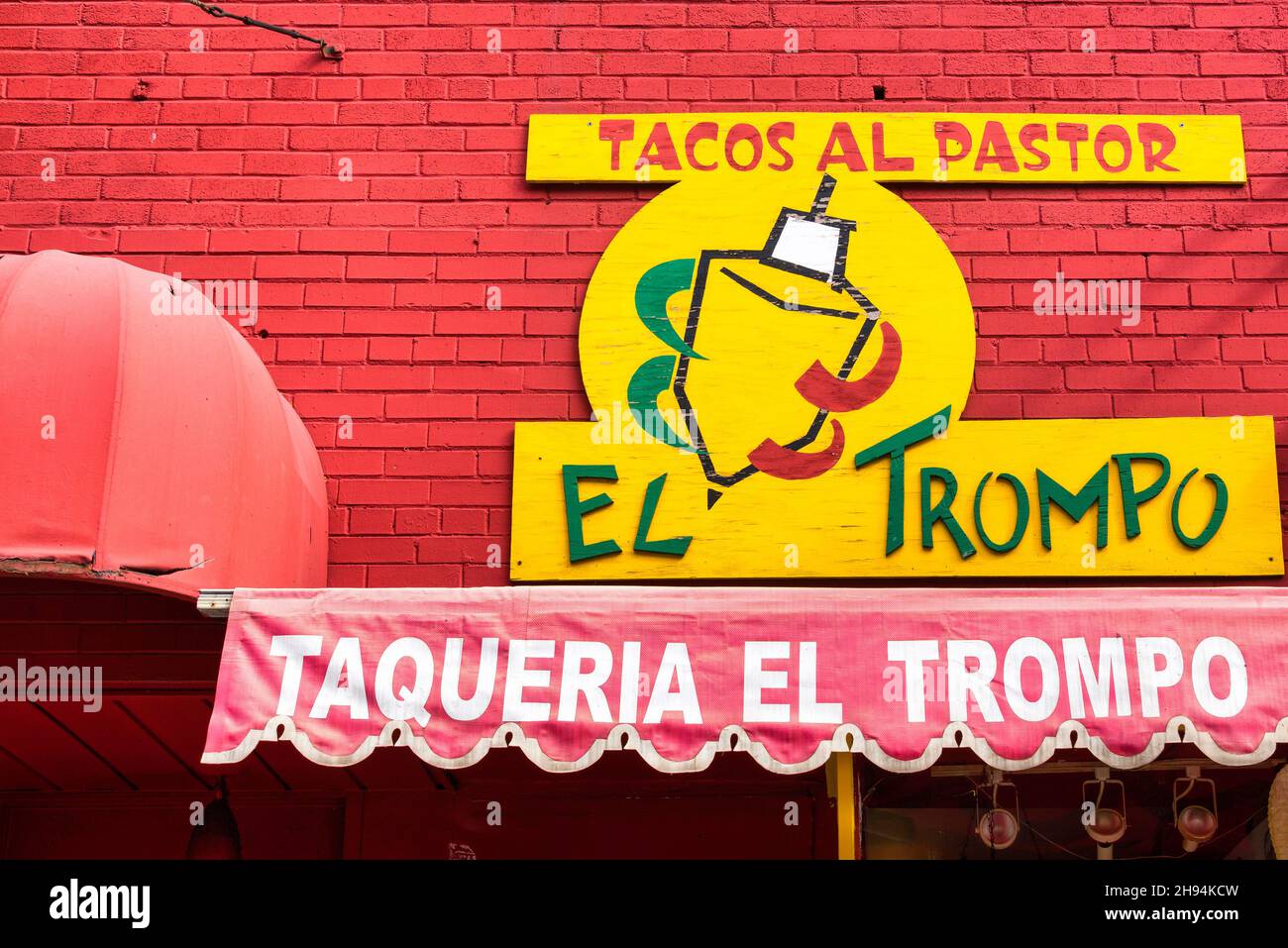 Trompo hi-res stock photography and images - Alamy