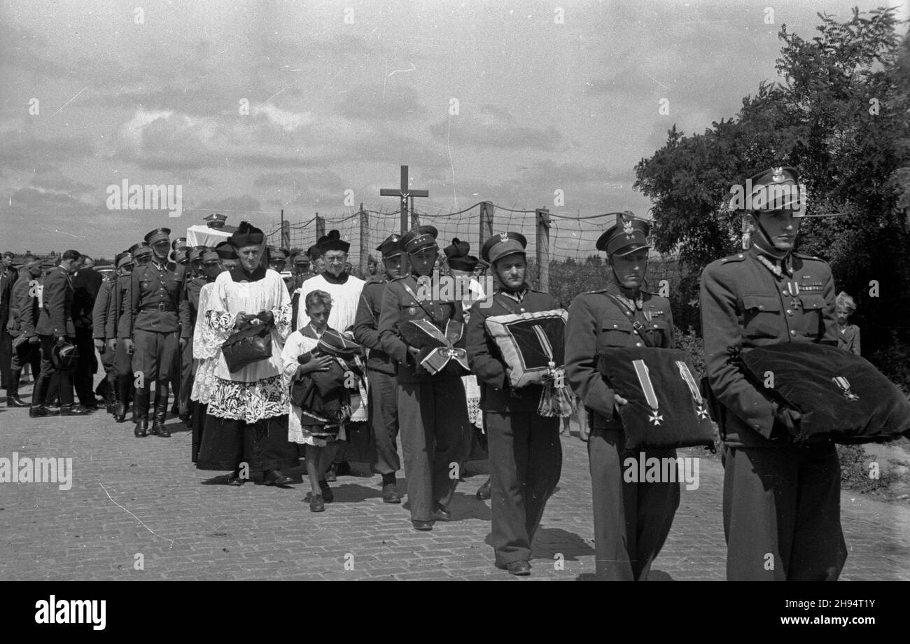 Warszawa, 1947-07-17. Pogrzeb gen. Lucjana ¯eligowskiego na Cmentarzu ...