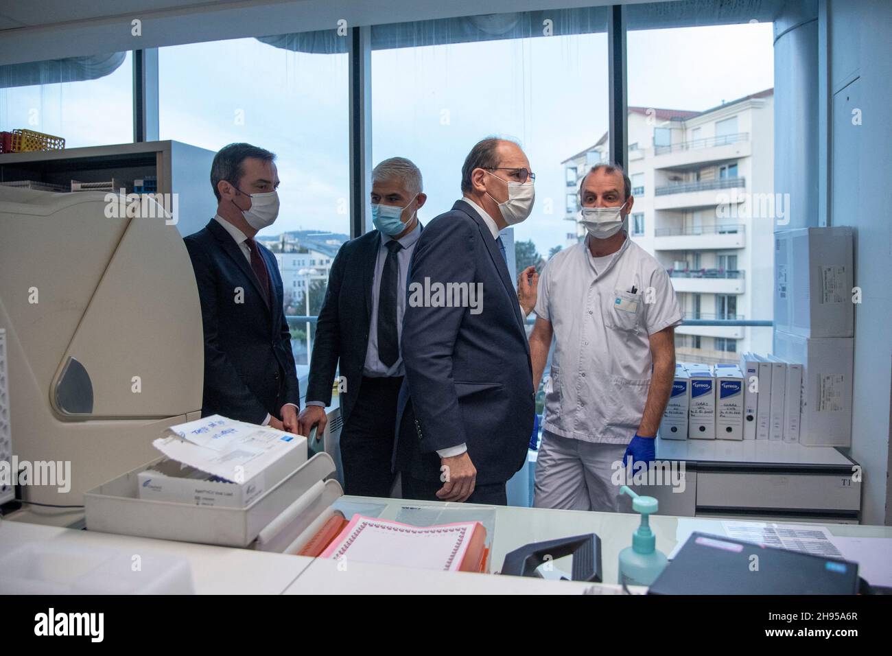 Hospital de la croix rousse hi-res stock photography and images - Alamy