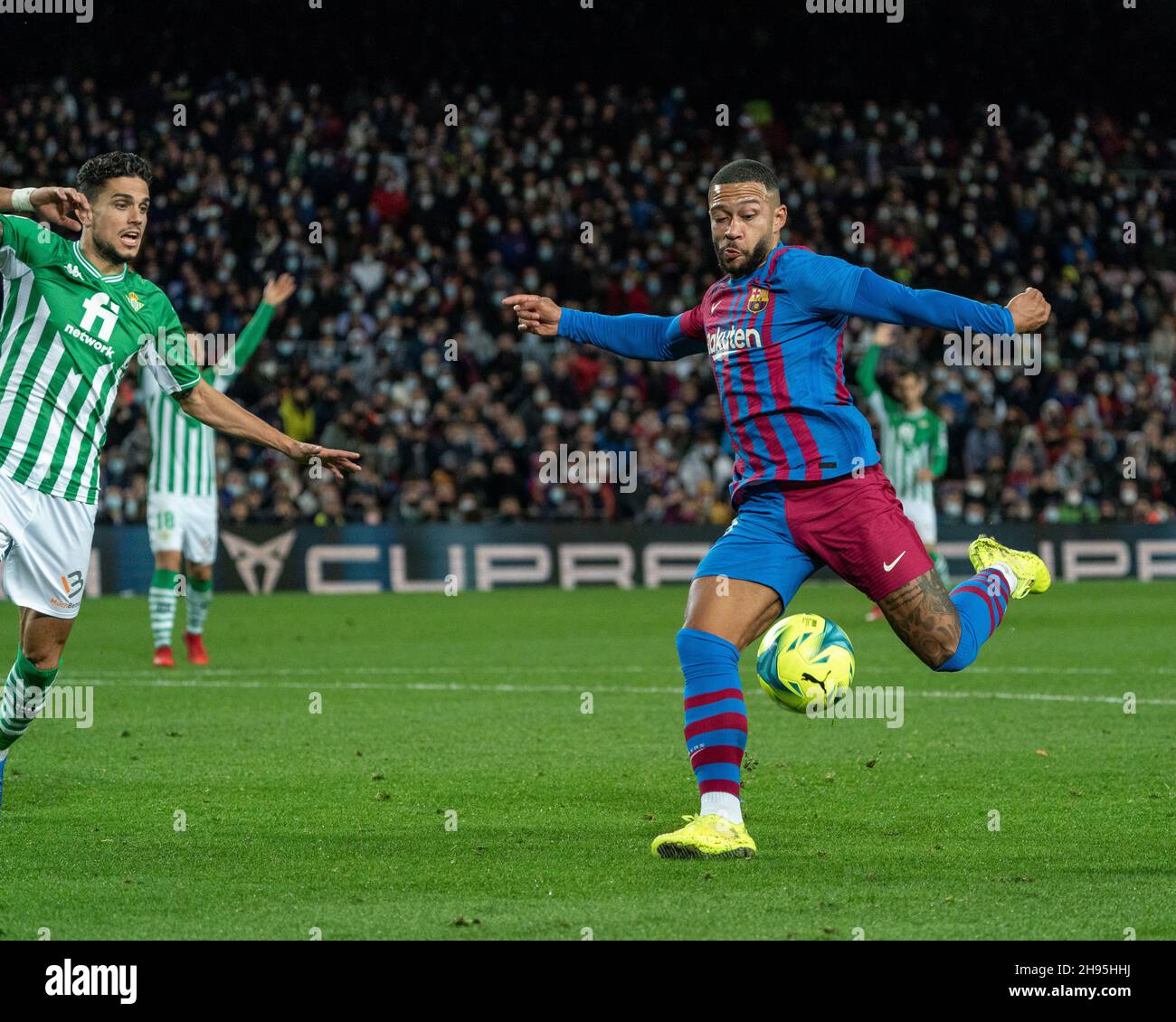Barcelona, Spain, 4, December, 2021.  Spanish La Liga: FC Barcelona v Real Betis.  Credit: Joan Gosa/Alamy Live News Stock Photo