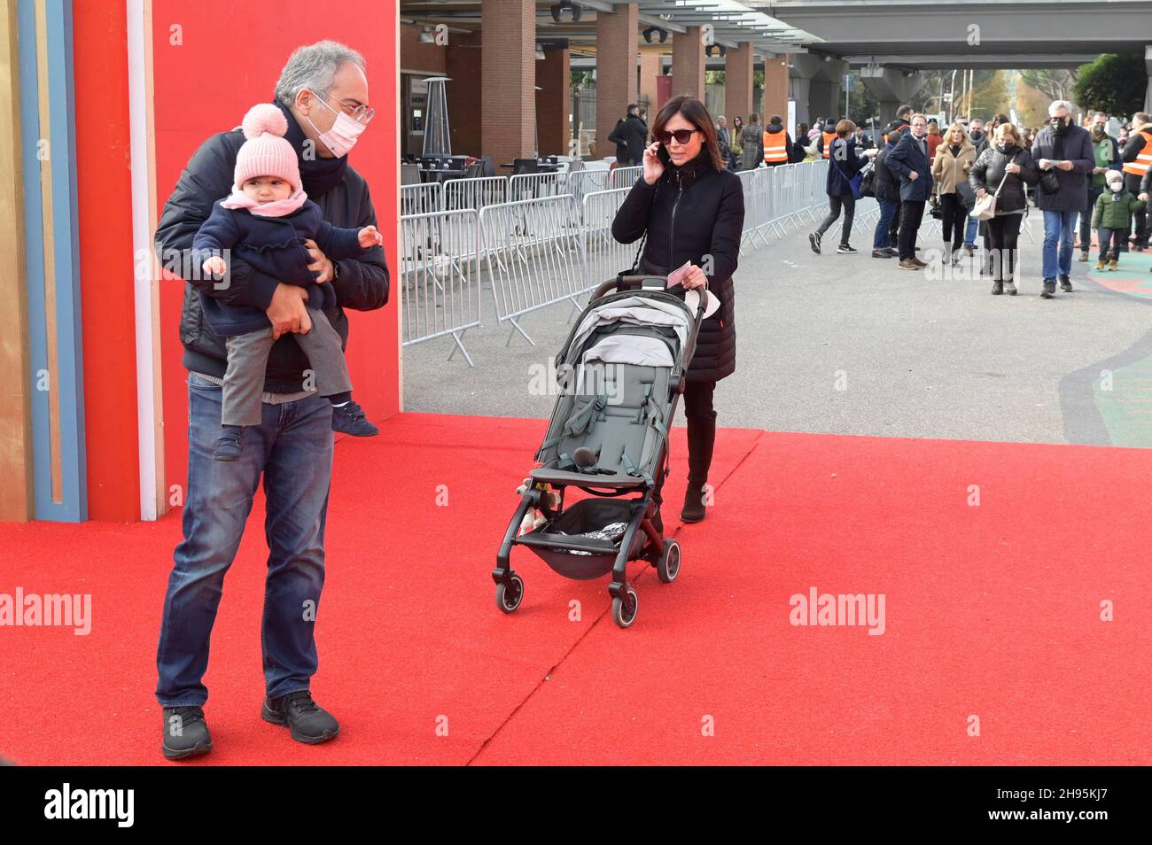 Rome, Italy. 04th Dec, 2021. Mara Carfagna and Alessandro Ruben with Vittoria attend the inauguration of the Christmas World village at the Auditorium Parco della Musica. Credit: SOPA Images Limited/Alamy Live News Stock Photo