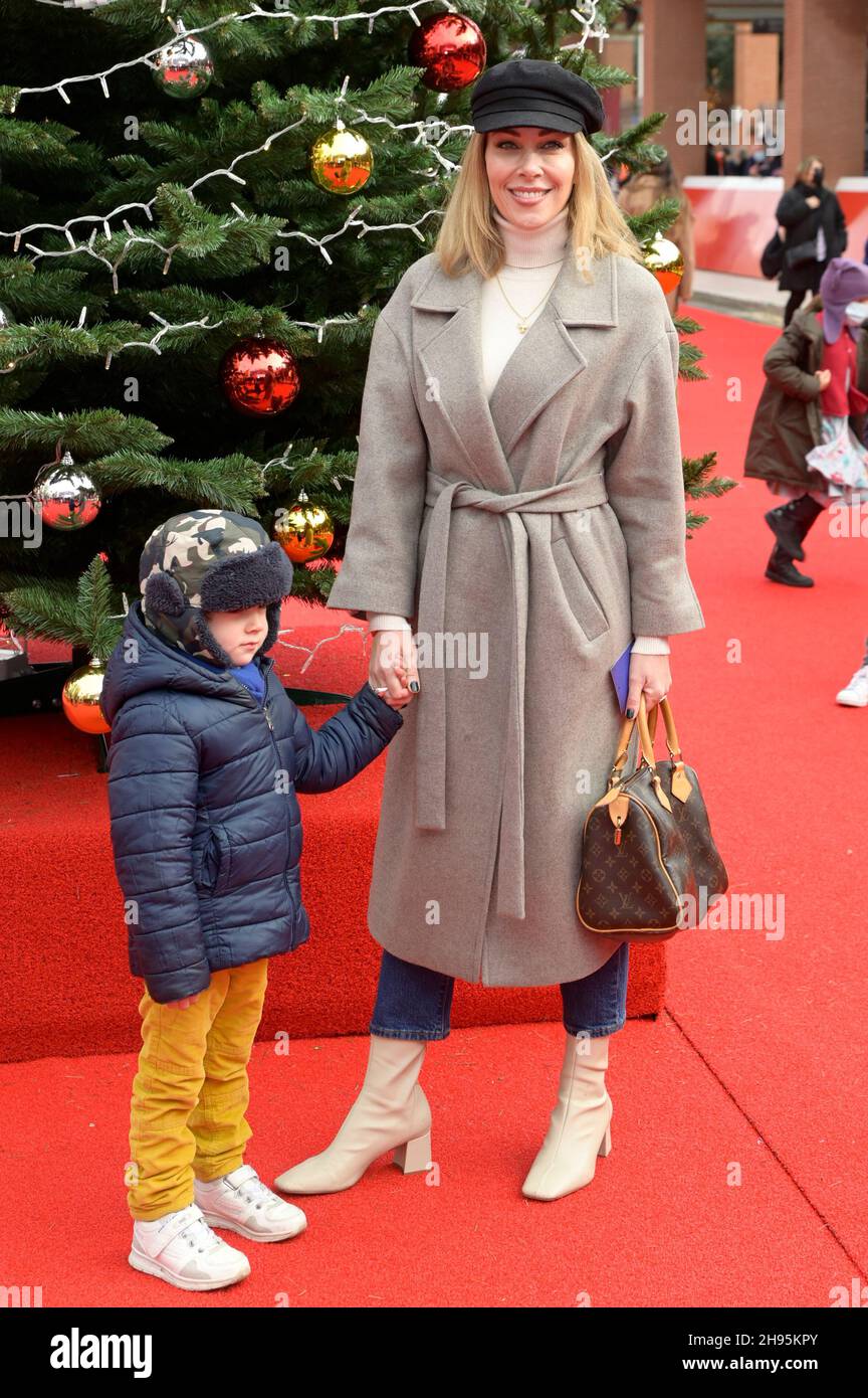 Kiara hi-res stock photography and images - Alamy, image size:864x1390