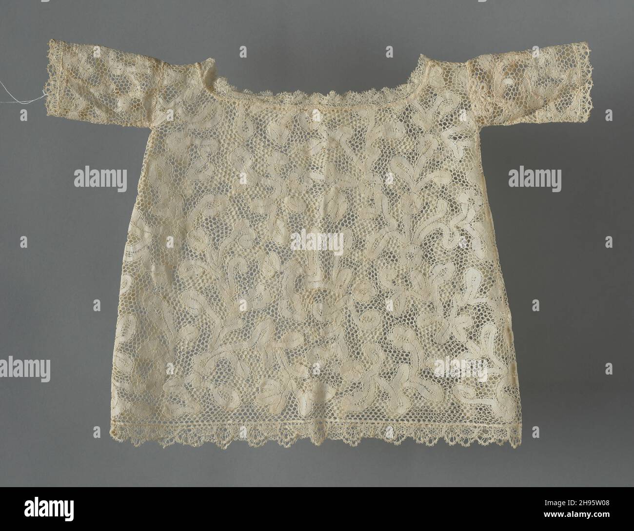 Childrens robe hi-res stock photography and images - Alamy