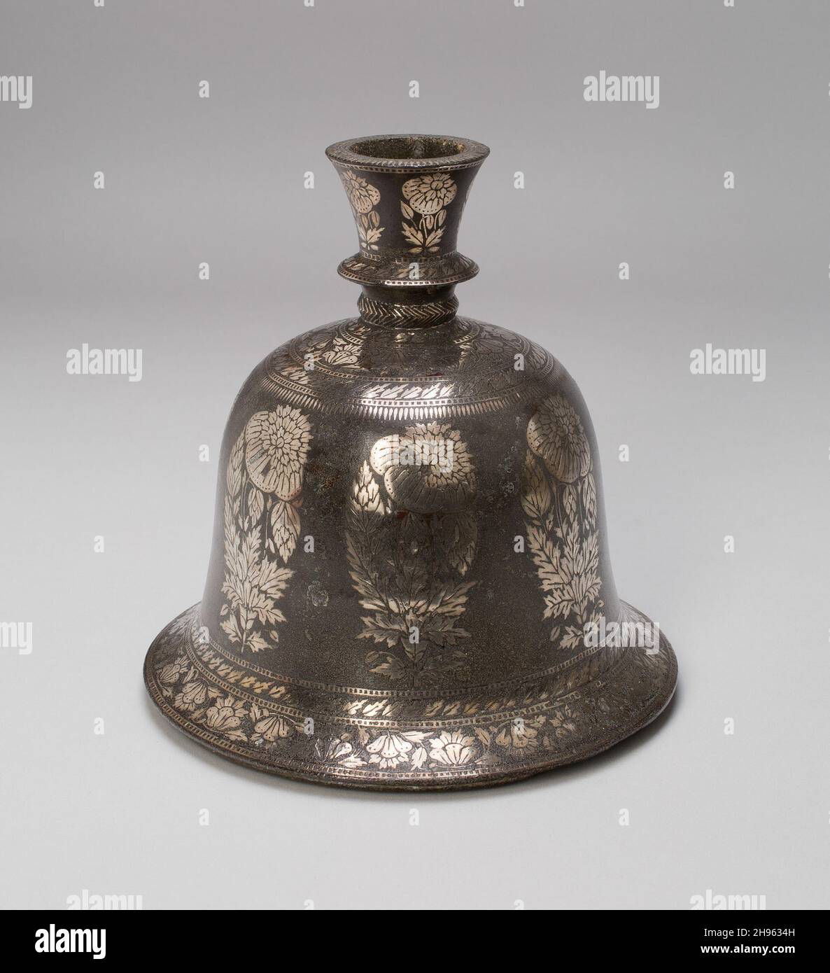 Copper base alloy hi-res stock photography and images - Alamy