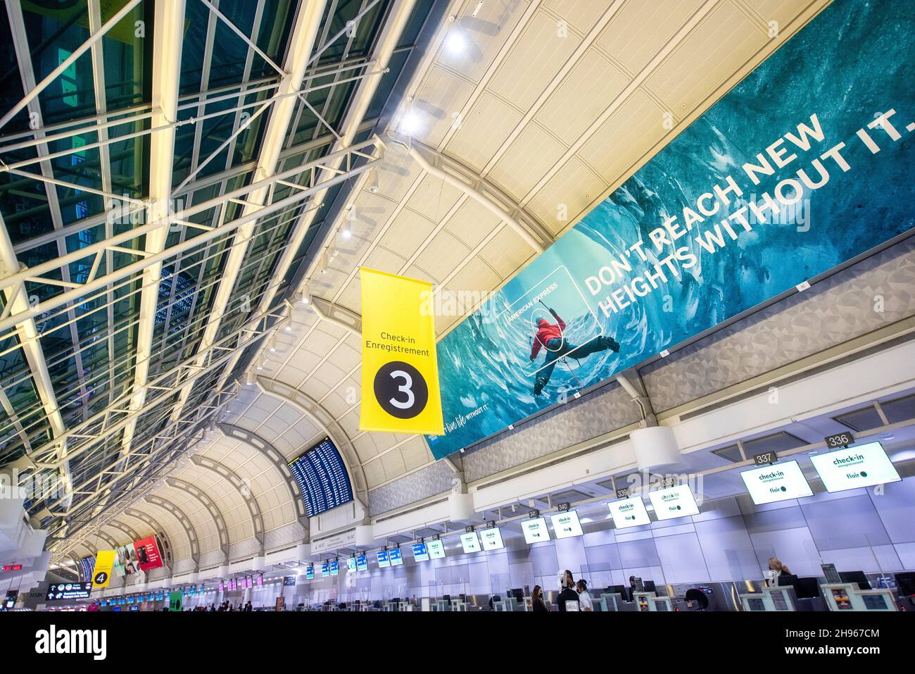 Signage and interior architecture of the Terminal 3 at Pearson International Airport. Dec. 4, 2021 Stock Photo