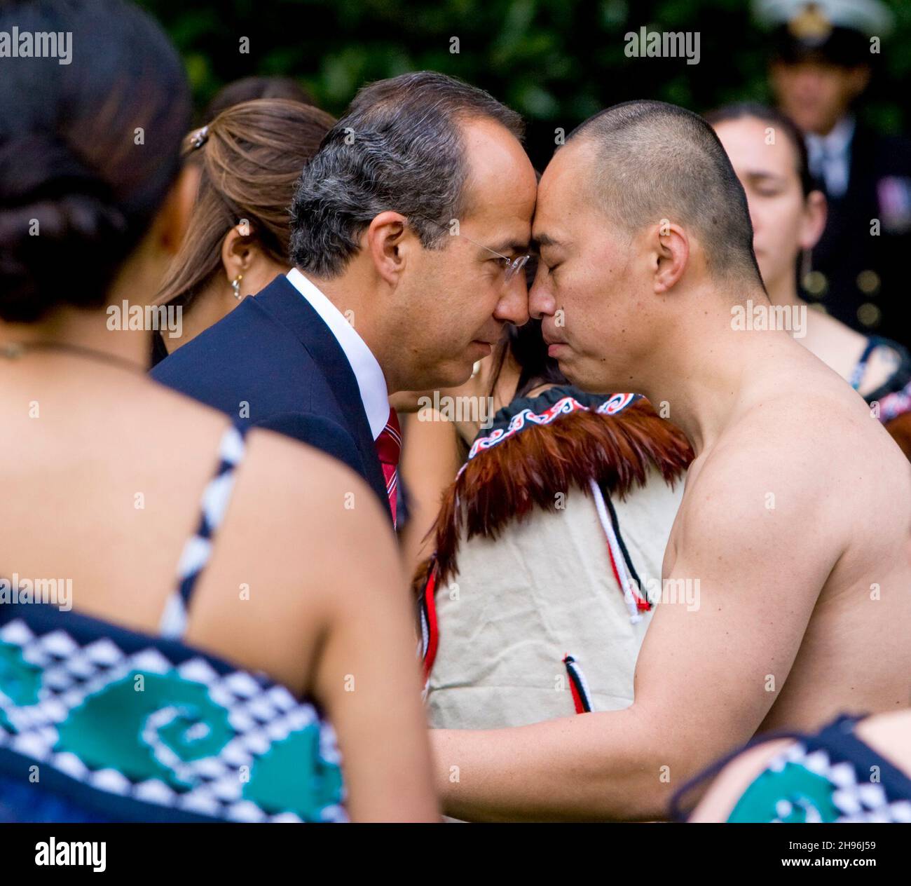 A traditional Maori welcome at the official ceremony for Mr Felipe Calderon Hinojosa, President of Mexico,  at Government House during his State visit to Auckland, New Zealand, on Friday 7 September 2007. Stock Photo