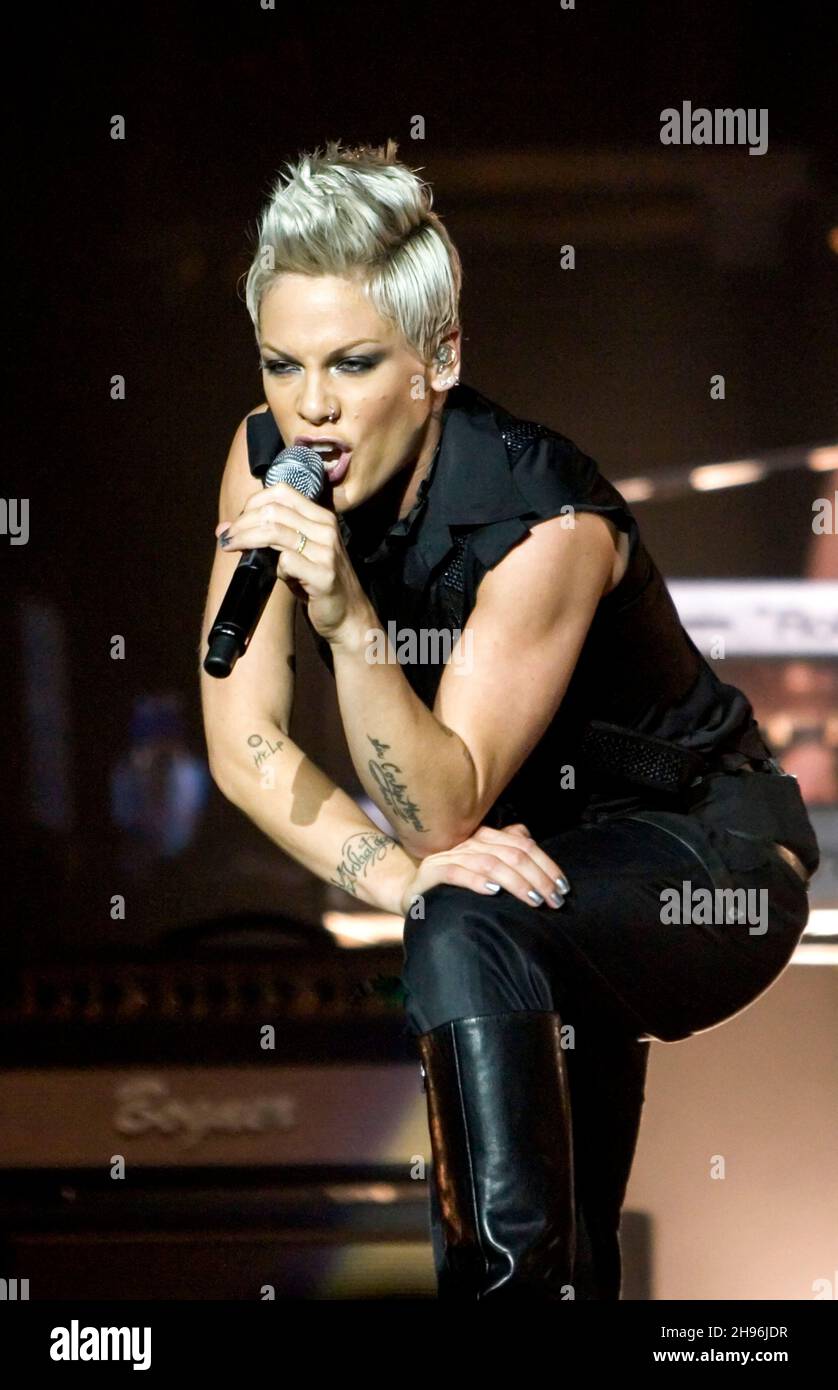 Pop singer Pink performs live in concert as part of her world tour at the Vector Arena, Auckland, New Zealand on 10 June 2007 Stock Photo