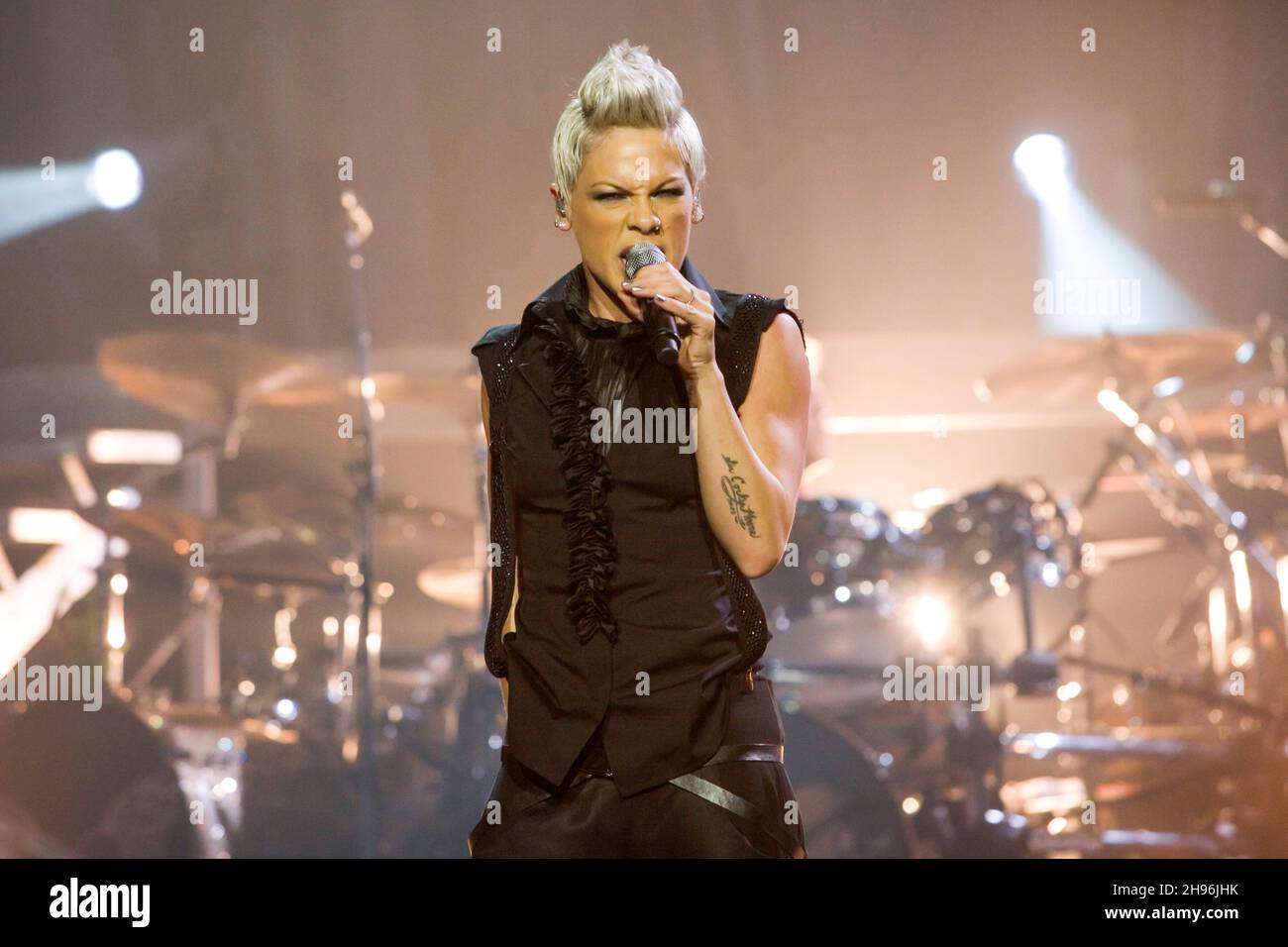 Pop Star Performing Celebrity Music On Stage Singing Microphone Hi res 