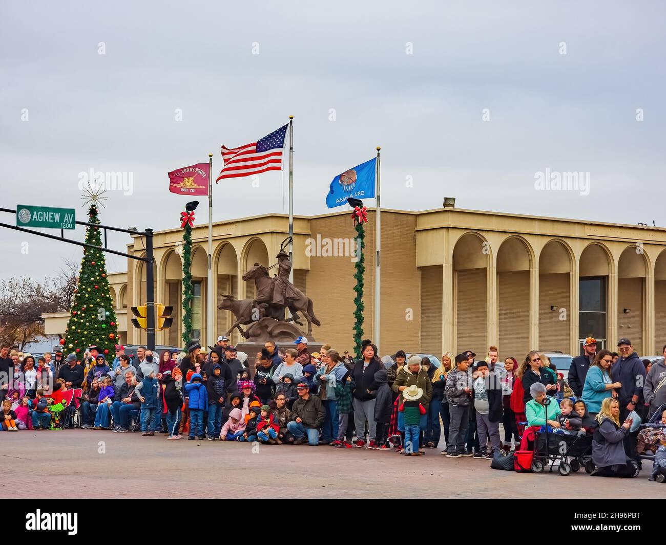Oklahoma, DEC 4, 2021 - Many people waiting for the Cowboy Christmas Parade Stock Photo