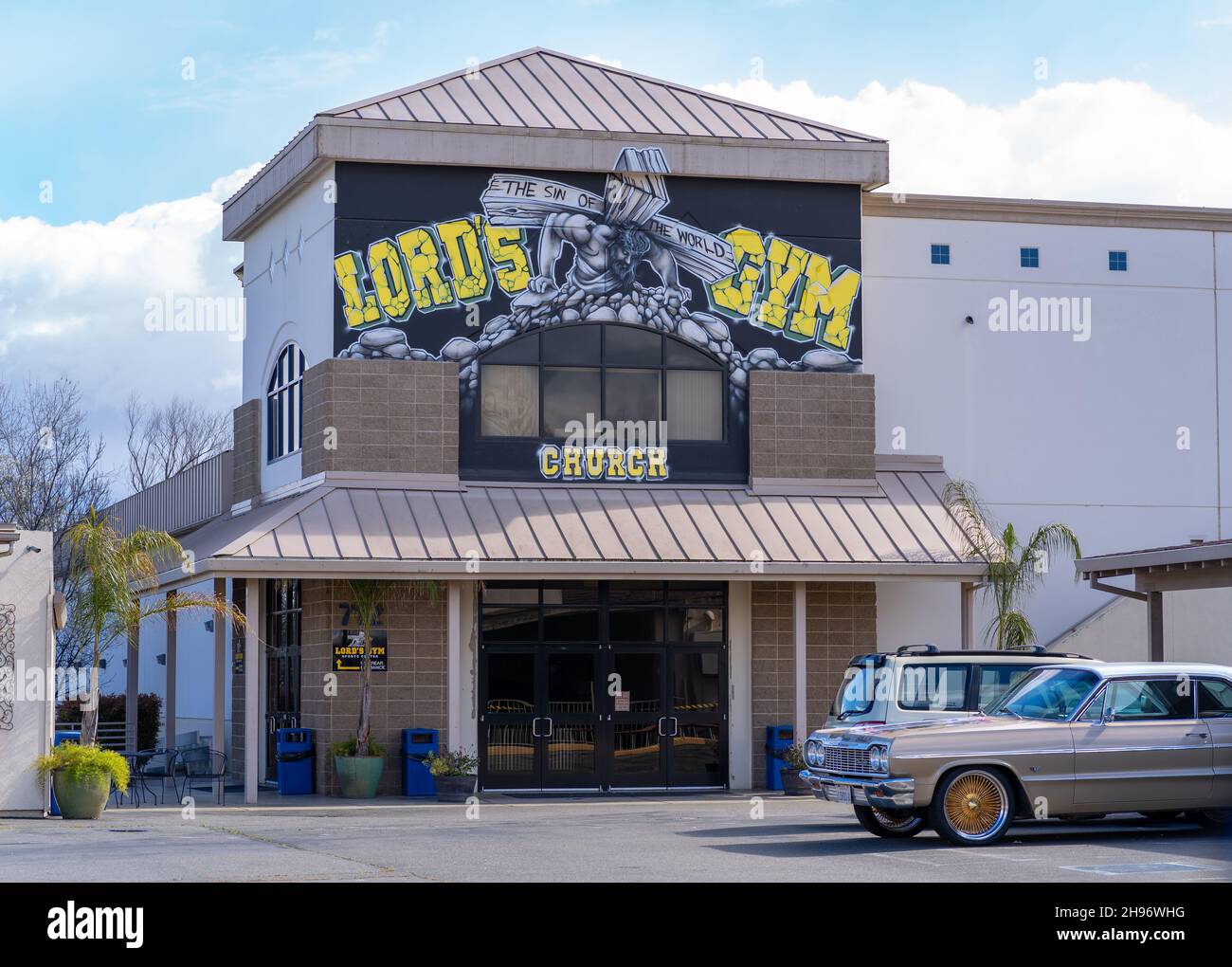 Lord's gym outlet