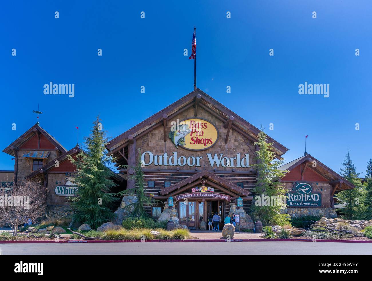 Bass pro shops fishing hi-res stock photography and images - Alamy