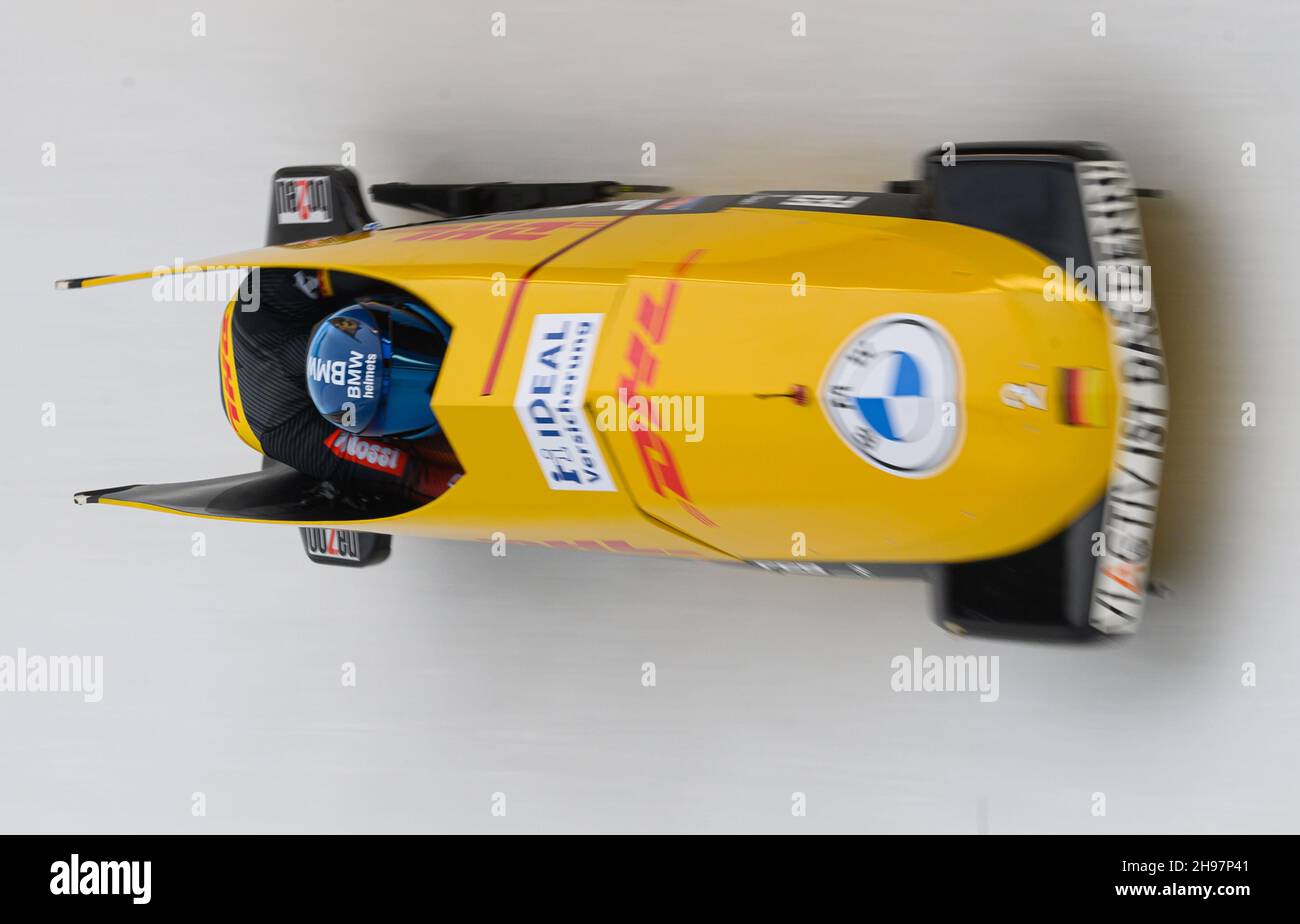 Altenberg, Germany. 05th Dec, 2021. Bobsleigh: World Cup, two-man ...