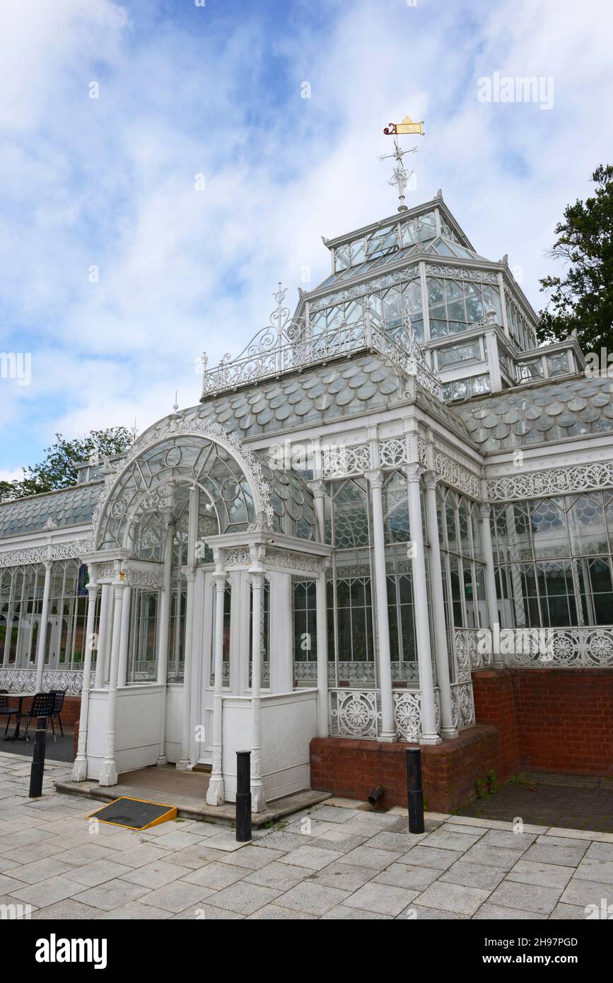 Tea conservatory hires stock photography and images Alamy