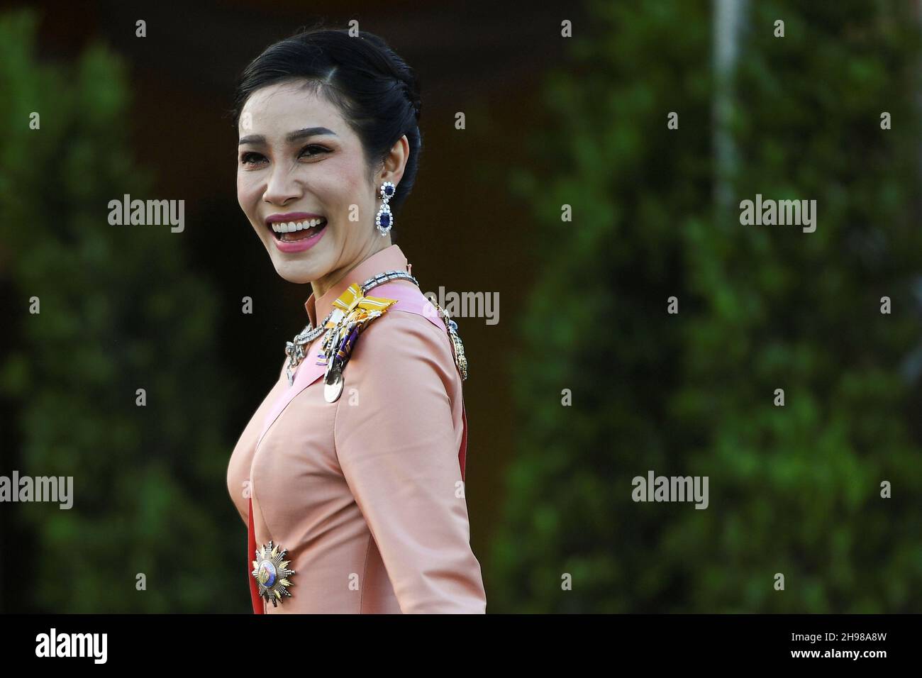 Royal consort sineenat hires stock photography and images Alamy