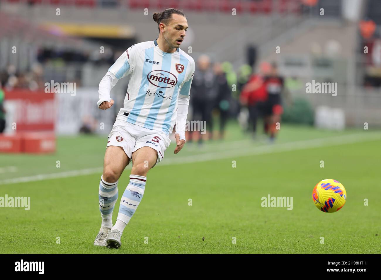 Heilbronn müht sich zum Sieg gegen Stuttgart, SCR tadellos gegen Miesbach –  Halle gewinnt Dragons Cup, Leipzig schlägt Cheb - Eishockey NEWS, image size:1300x956