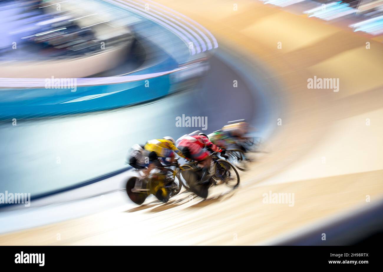 London, UK. 04th Dec, 2021. The Men's Keiren at the UCI Track Champions League round 4 at the Lee Valley Velodrome, London, England on 4 December 2021. Photo by Phil Hutchinson. Editorial use only, license required for commercial use. No use in betting, games or a single club/league/player publications. Credit: UK Sports Pics Ltd/Alamy Live News Stock Photo