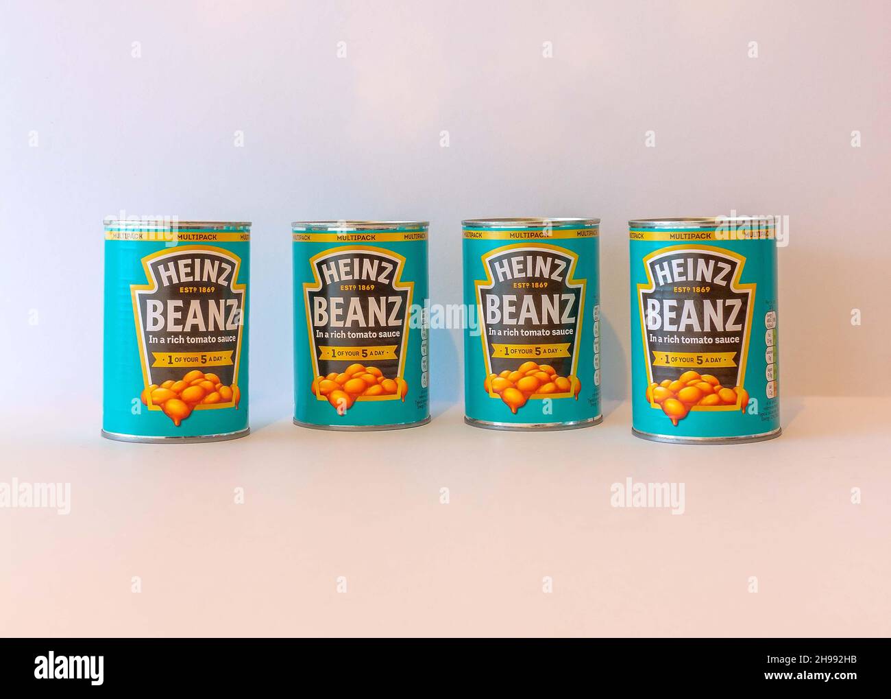 Heinz Baked Beans for lunchime Stock Photo Alamy