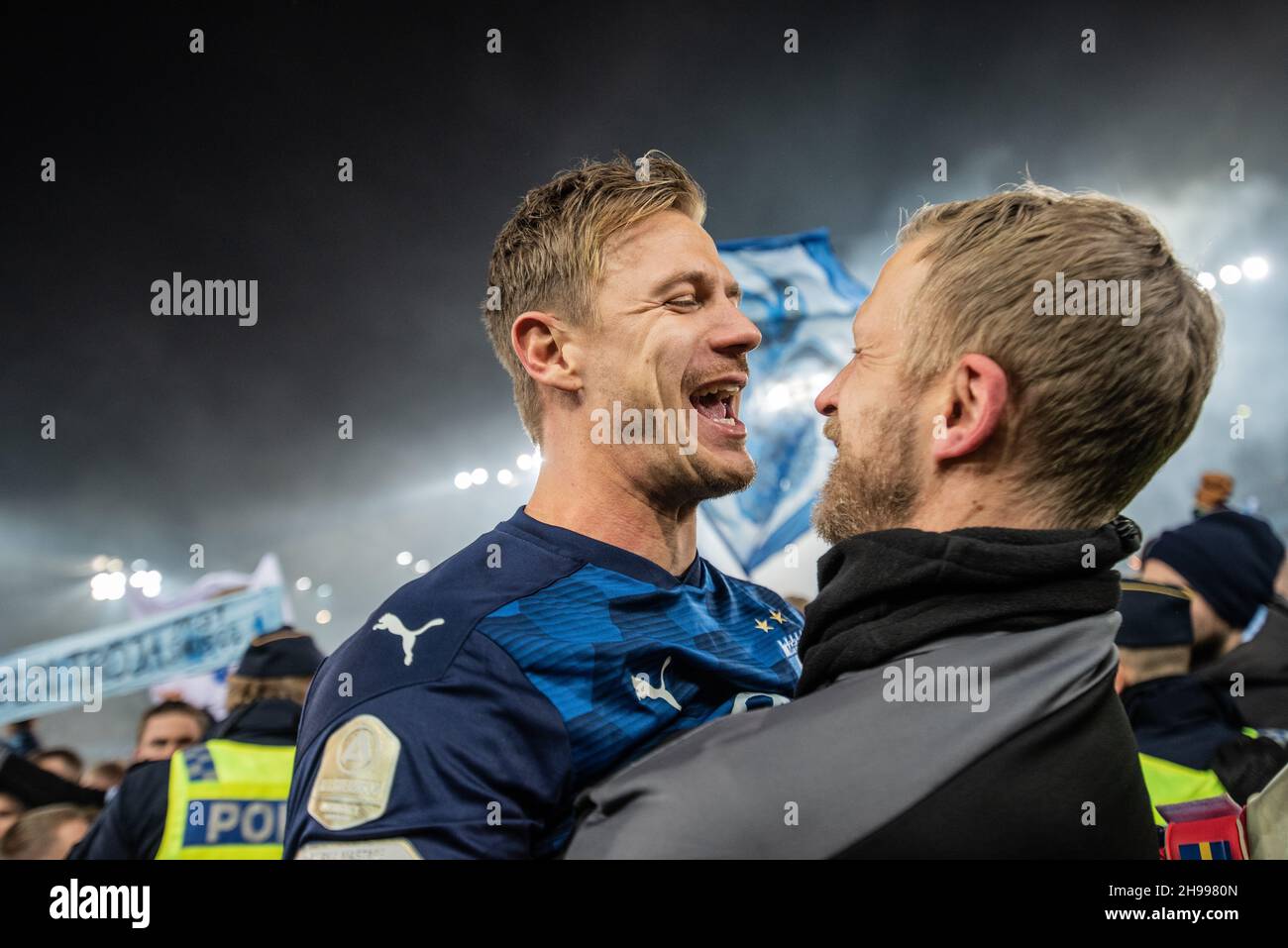 Page 3 - Malmo Goalkeeper High Resolution Stock Photography and Images -  Alamy