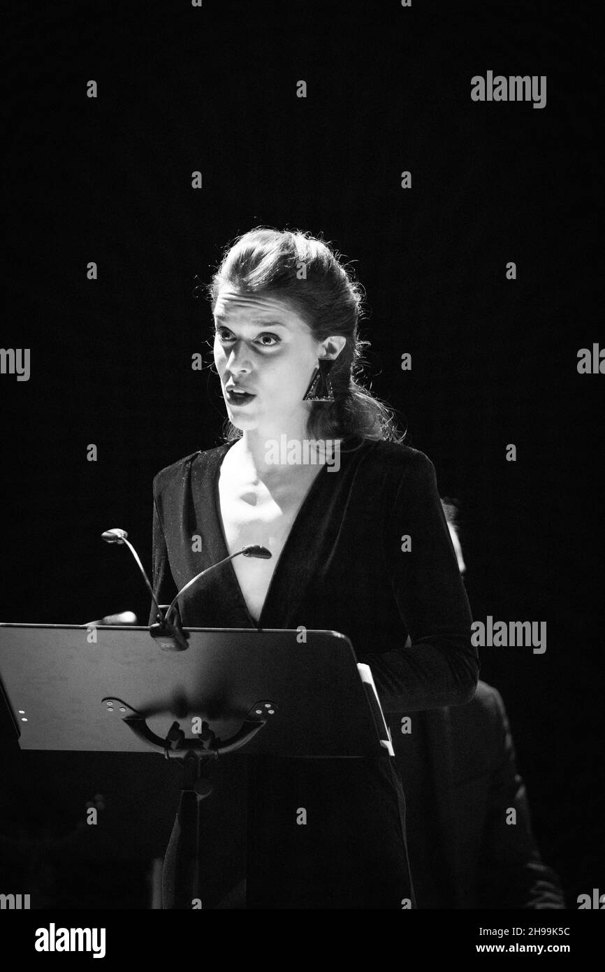 SEIXAL, PORTUGAL - Nov 01, 2021: A vertical grayscale shot of a female ...