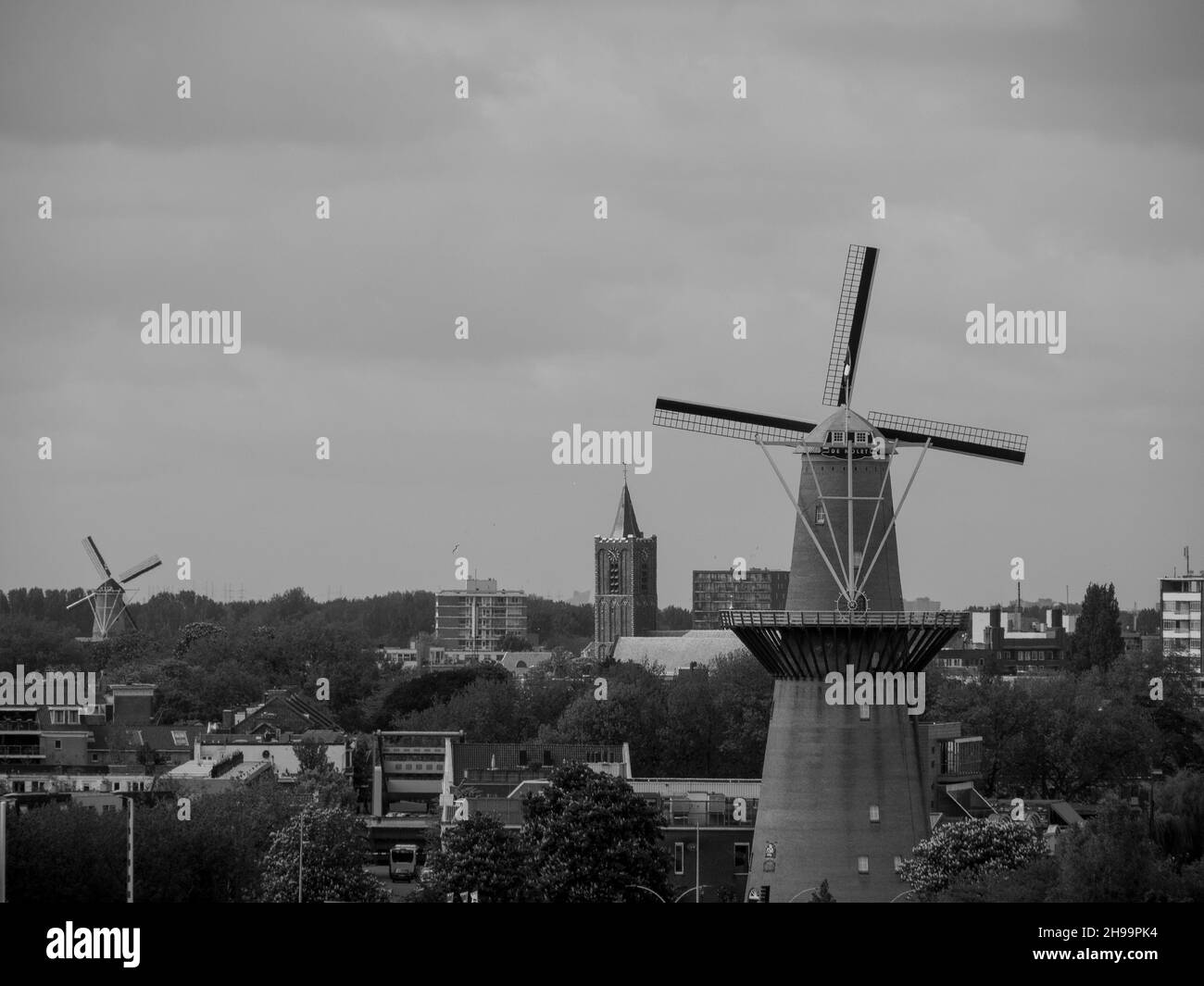 S s rotterdam Black and White Stock Photos & Images - Alamy